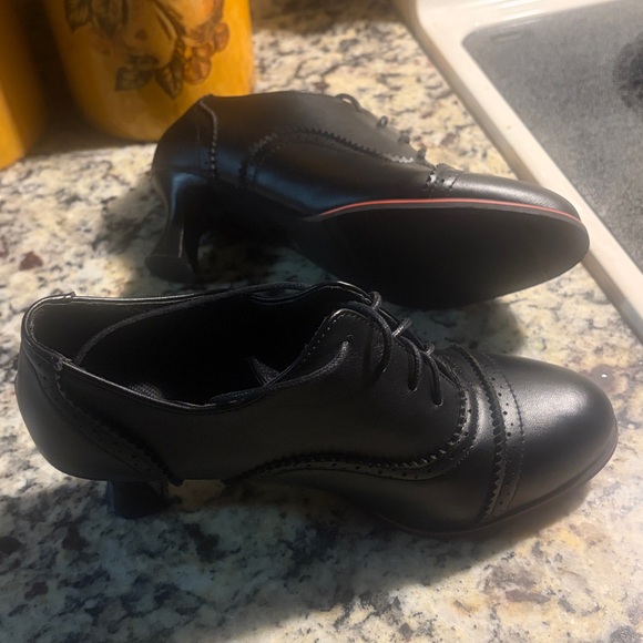 OXFORD🐝VICTORIAN STYLE KITTEN HEEL - Picture 10 of 12